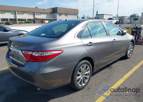 2017 Toyota Camry Xle z USA, uszkodzony, nr VIN 4T1BF1FK7HU623265